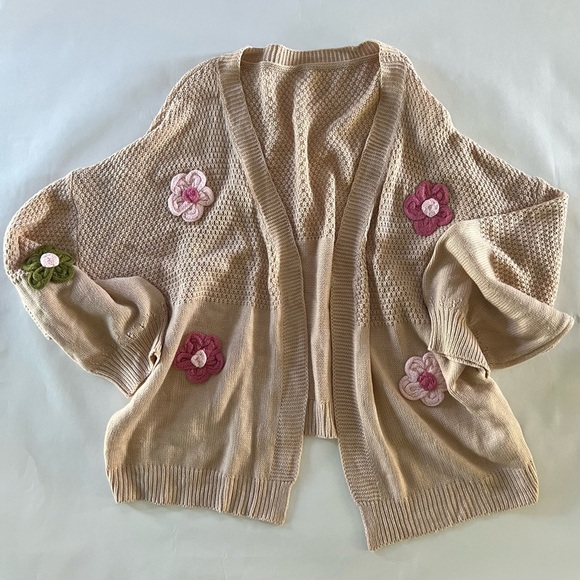 Floral Embellished Beige Sweater - Picture 2 of 6